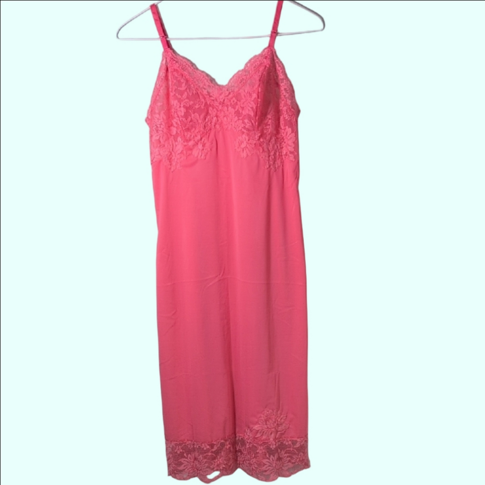 Vanity Fair Vintage Pink Lace Chemise with Spaghetti Straps. 1950's